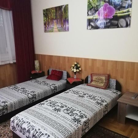 Szoboszlófőnix Vendégház Hajdúszoboszló Extérieur photo